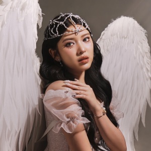 Tiara Andini